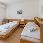 Mutschellen شقة